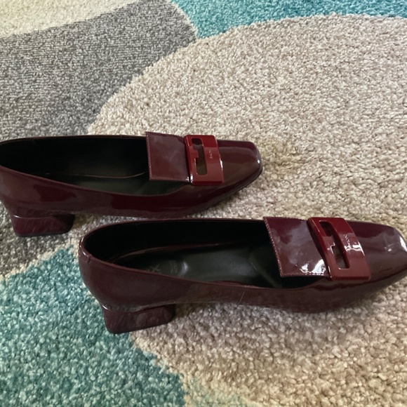 Geox Italian Patent Shoes - Picture 5 of 11